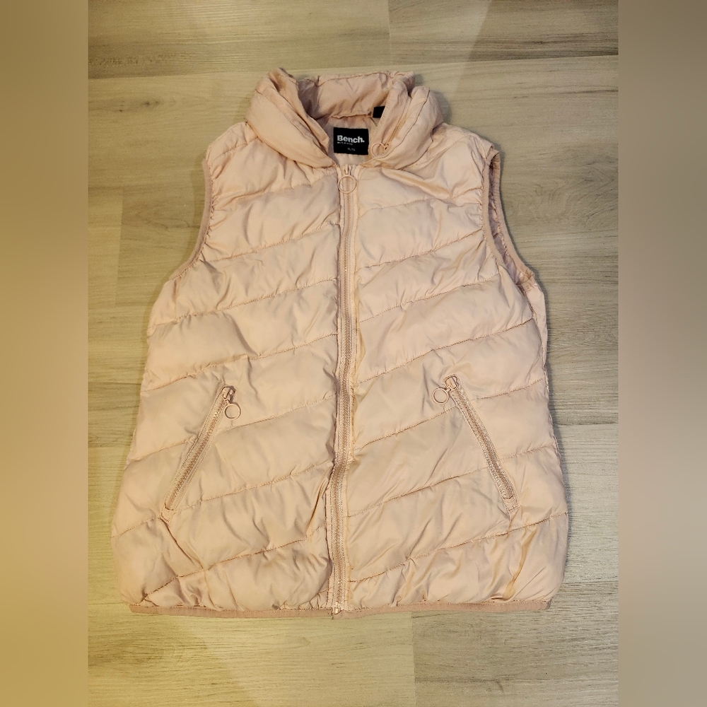 Bench Women's Light Pink Quilted Vest